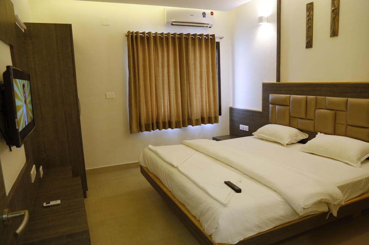 Hotel Sivaranjani Erode Ngoại thất bức ảnh