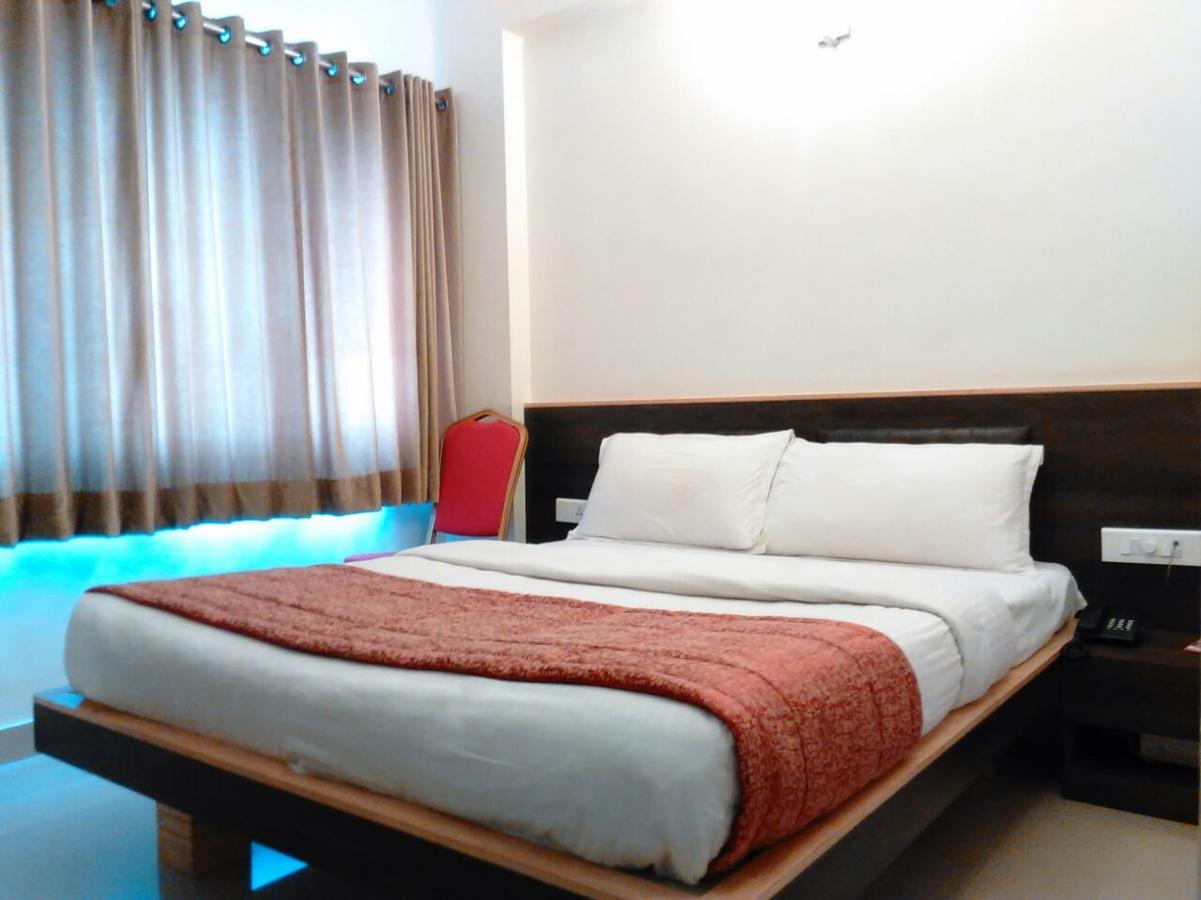 Hotel Sivaranjani Erode Ngoại thất bức ảnh