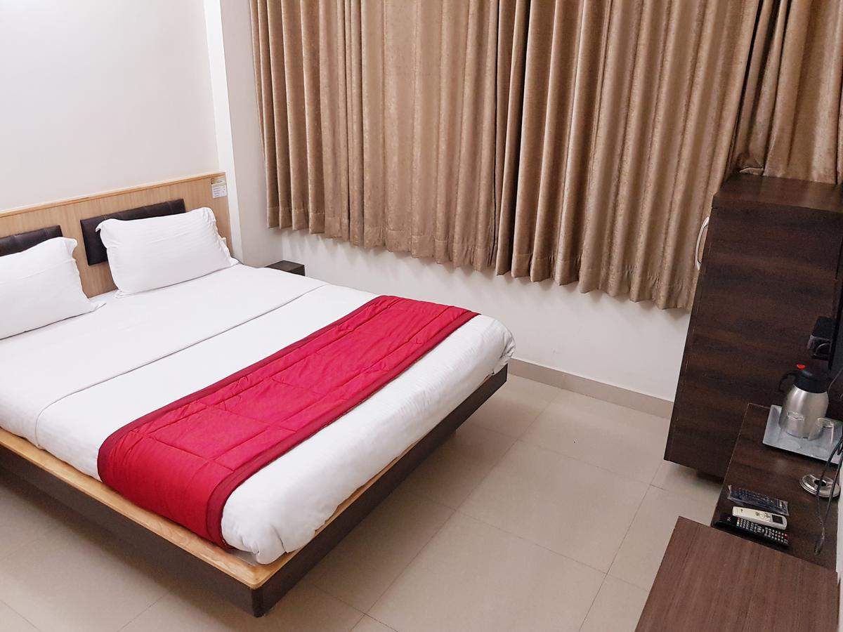 Hotel Sivaranjani Erode Ngoại thất bức ảnh